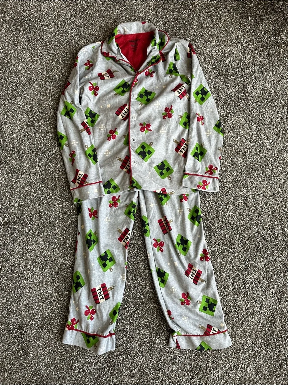Kids Gray Minecraft-Inspired Holiday Pajama Set
